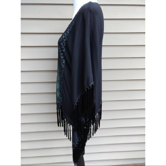 💰50% Off💰Moa Moa Women's Closed Poncho Small - Picture 5 of 8